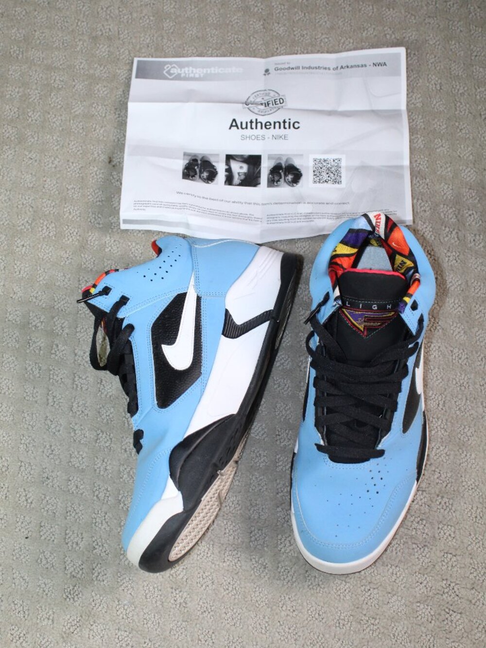 Size 10.5 - Nike Air Flight Lite Mid Hoops Pack - University Blue